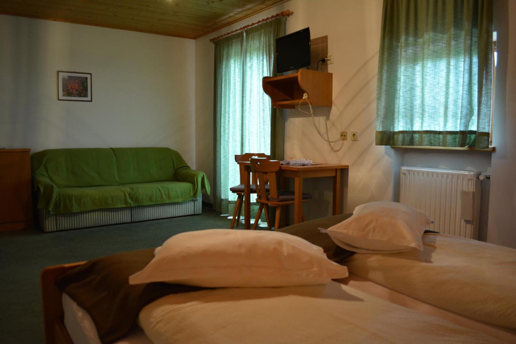 Garni Alpin Hotell Seis am Schlern Exteriör bild